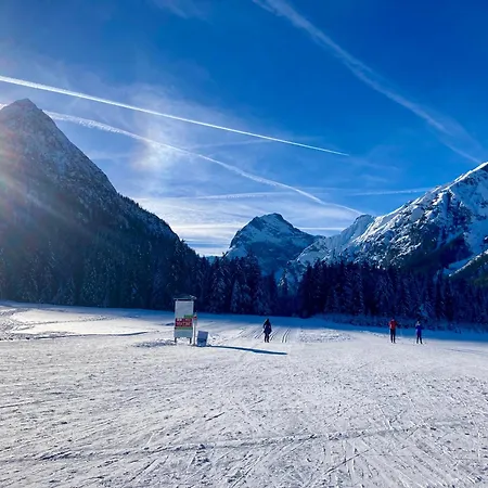 Little Hideaway Zillertal بيت للعطل هارت إم زيلرتال