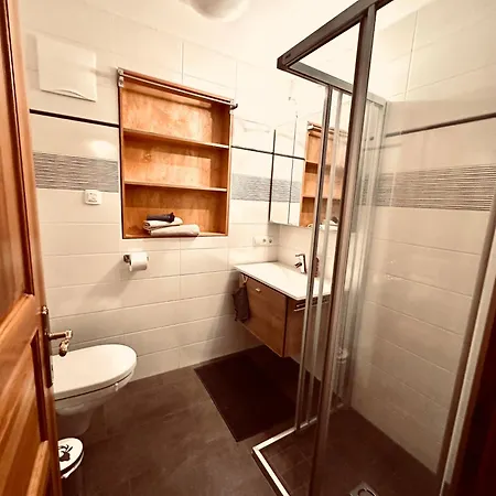 Little Hideaway Zillertal - Private Sauna, Kamin & Bergpanorama * Hart im Zillertal